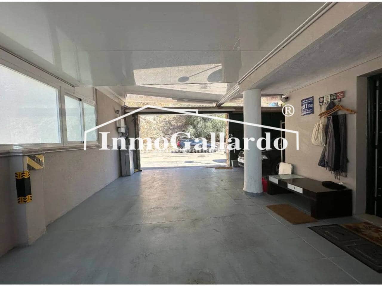 5 soveværelse Byhus til salg i Malaga by med swimmingpool garage - € 1.166.550 (Ref: 8546479)