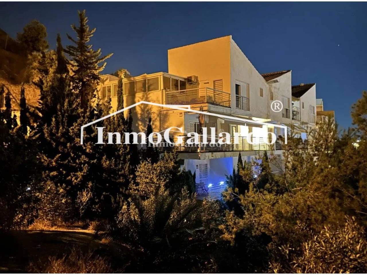 5 soveværelse Byhus til salg i Malaga by med swimmingpool garage - € 1.166.550 (Ref: 8546479)