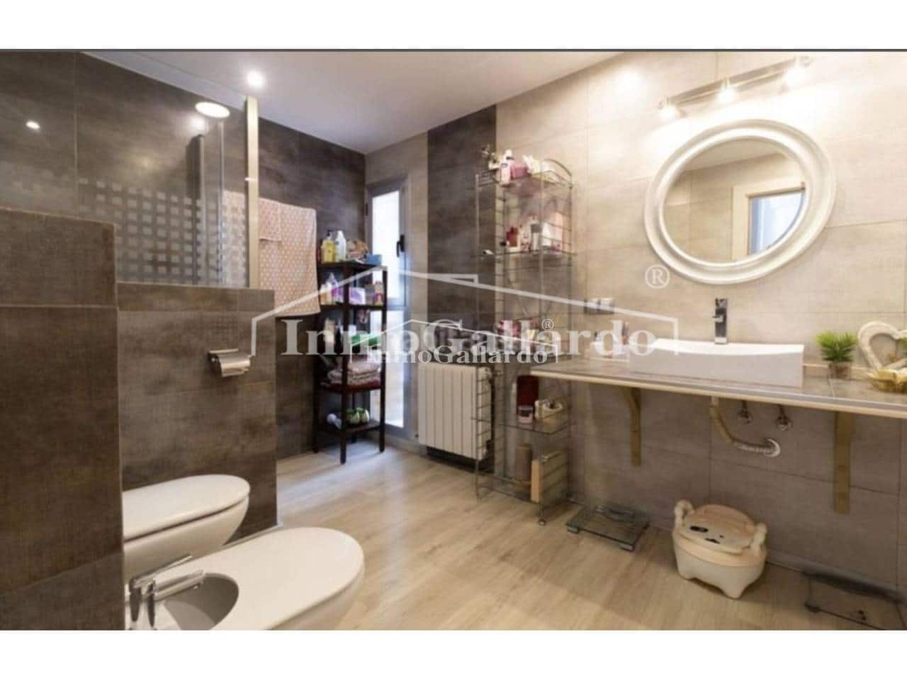 5 soverom Villa til salgs i Malaga by med svømmebasseng garasje - € 1 802 850 (Ref: 8551838)