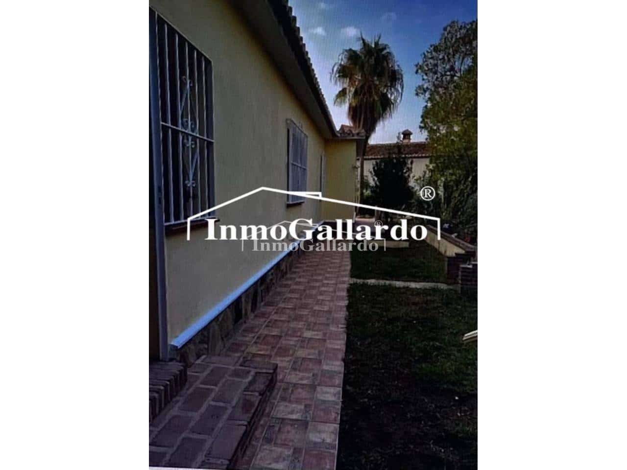 Chalet de 6 habitaciones en Vélez-Málaga en venta con piscina garaje - 581.000 € (Ref: 8576066)