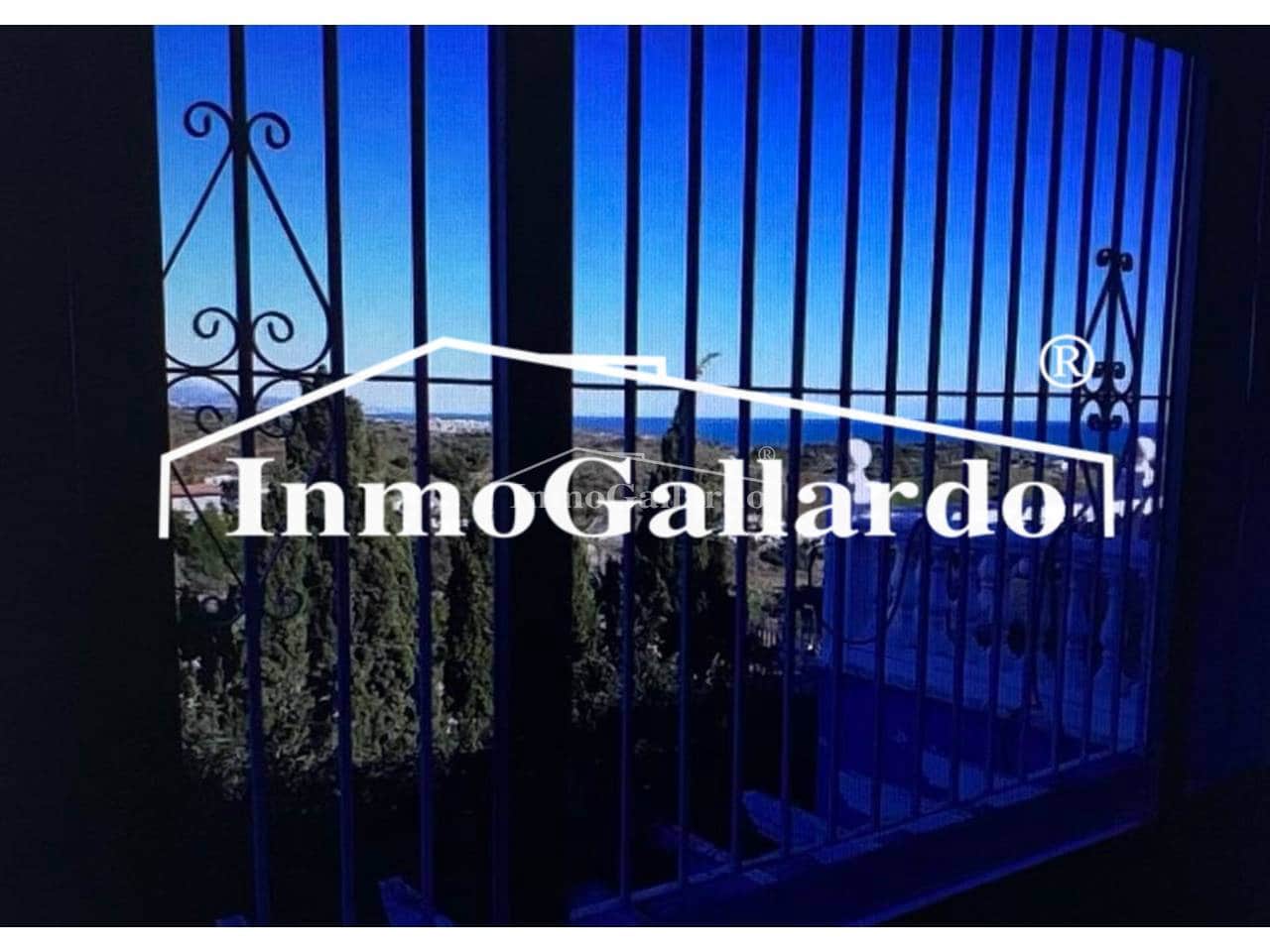 Chalet de 6 habitaciones en Vélez-Málaga en venta con piscina garaje - 581.000 € (Ref: 8576066)