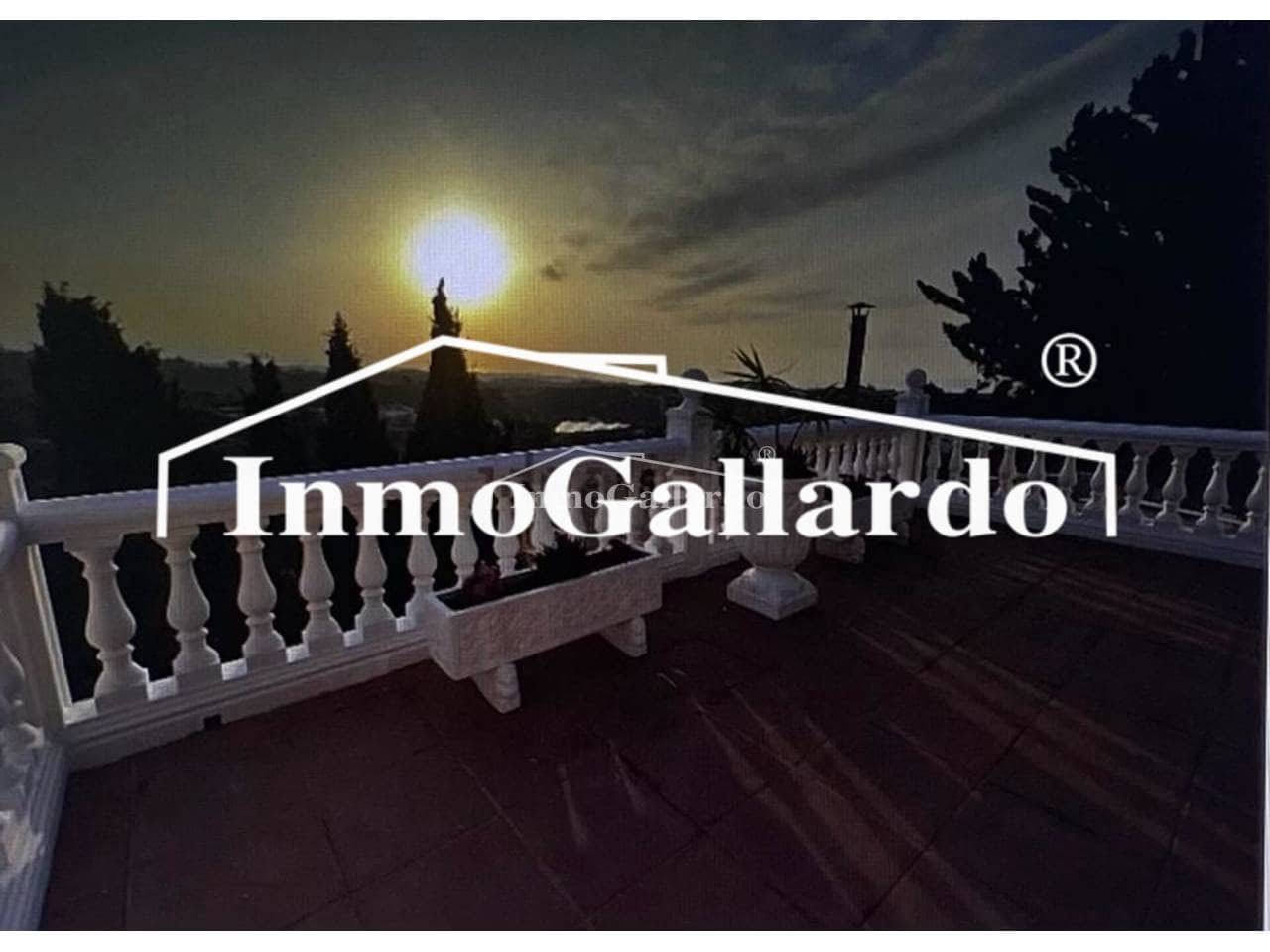 Chalet de 6 habitaciones en Vélez-Málaga en venta con piscina garaje - 581.000 € (Ref: 8576066)