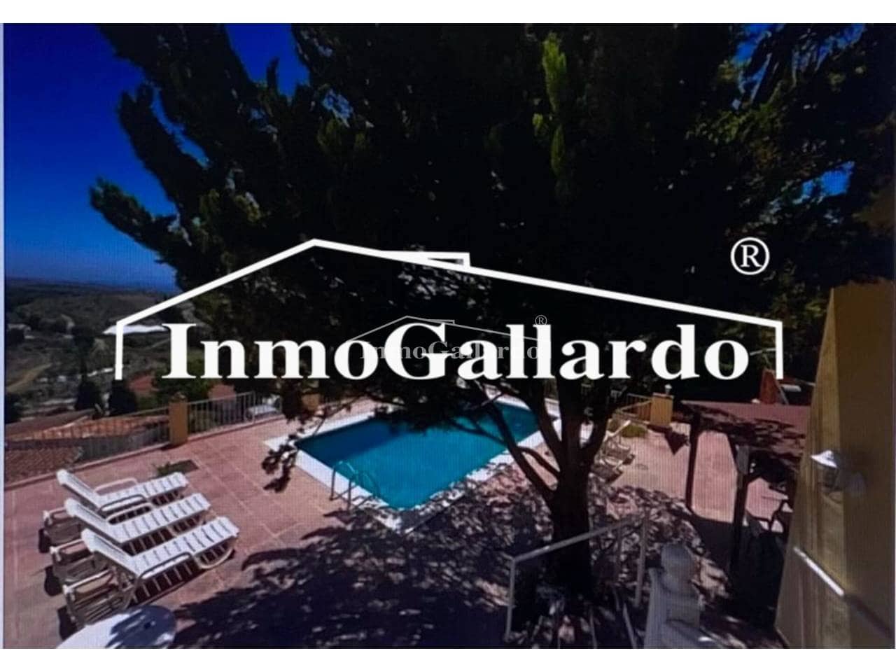 Chalet de 6 habitaciones en Vélez-Málaga en venta con piscina garaje - 581.000 € (Ref: 8576066)