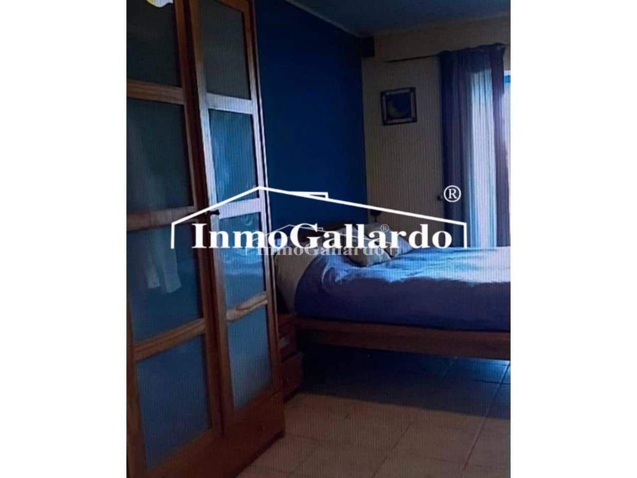 Chalet de 6 habitaciones en Vélez-Málaga en venta con piscina garaje - 581.000 € (Ref: 8576066)