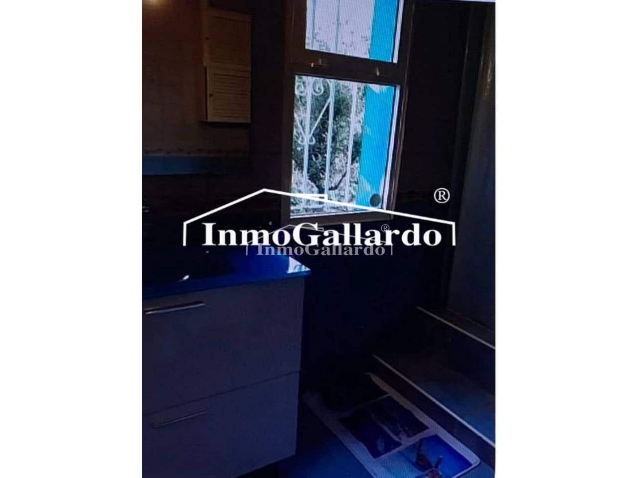 Chalet de 6 habitaciones en Vélez-Málaga en venta con piscina garaje - 581.000 € (Ref: 8576066)