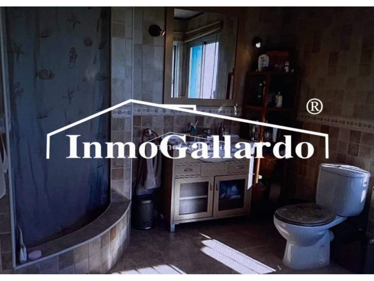 Chalet de 6 habitaciones en Vélez-Málaga en venta con piscina garaje - 581.000 € (Ref: 8576066)