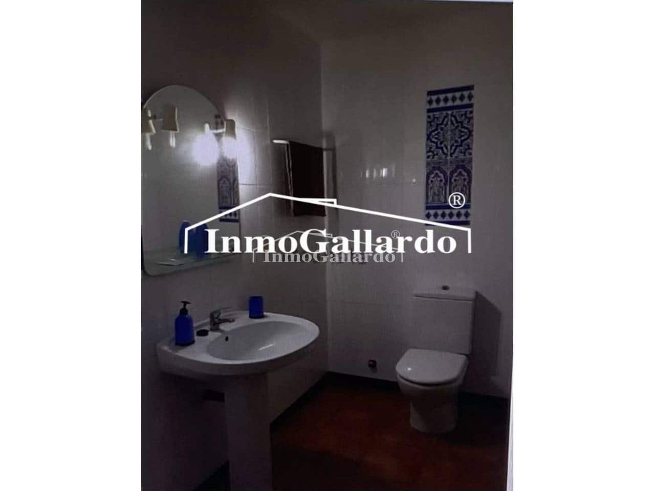 Chalet de 6 habitaciones en Vélez-Málaga en venta con piscina garaje - 581.000 € (Ref: 8576066)