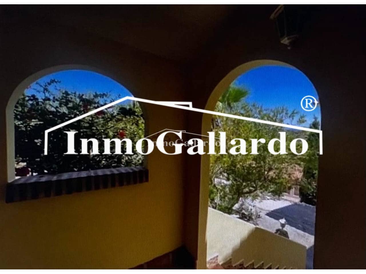 Chalet de 6 habitaciones en Vélez-Málaga en venta con piscina garaje - 581.000 € (Ref: 8576066)