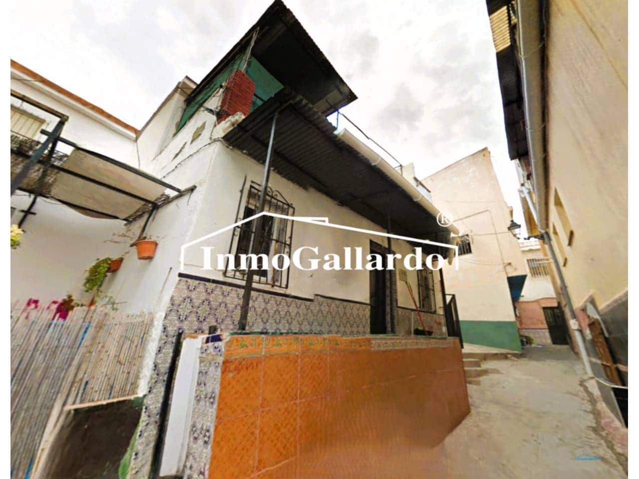 3 bedroom Villa for sale in Velez-Malaga - € 74,000 (Ref: 8586936)