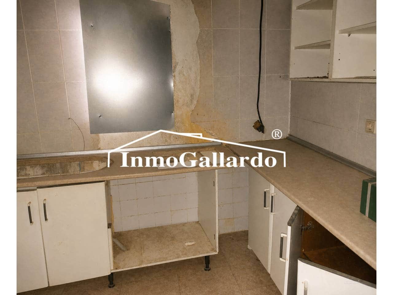 3 soveværelse Villa til salg i Velez-Malaga - € 69.000 (Ref: 8586936)