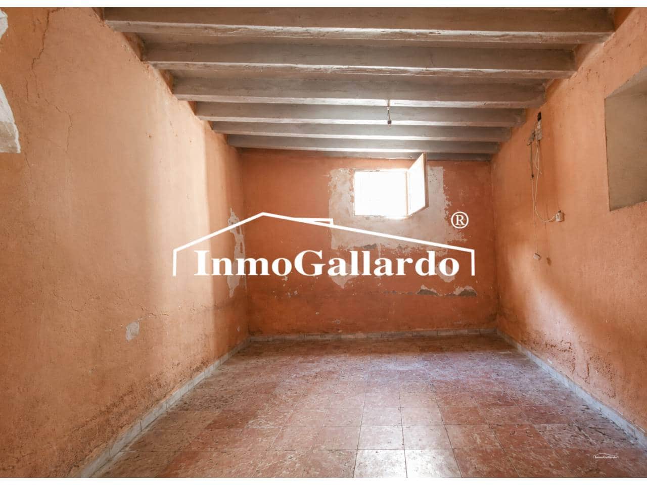 3 soveværelse Villa til salg i Velez-Malaga - € 69.000 (Ref: 8586936)