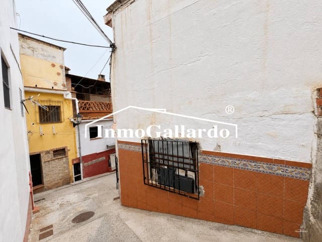 3 slaapkamer Villa te koop in Vélez-Málaga - € 69.000 (Ref: 8586936)