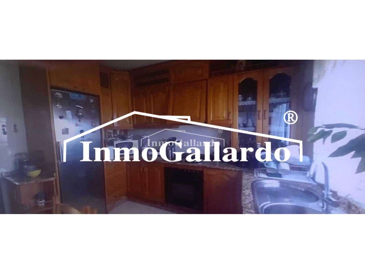 4 soveværelse Rækkehus til salg i Malaga by med swimmingpool garage - € 774.170 (Ref: 8594636)