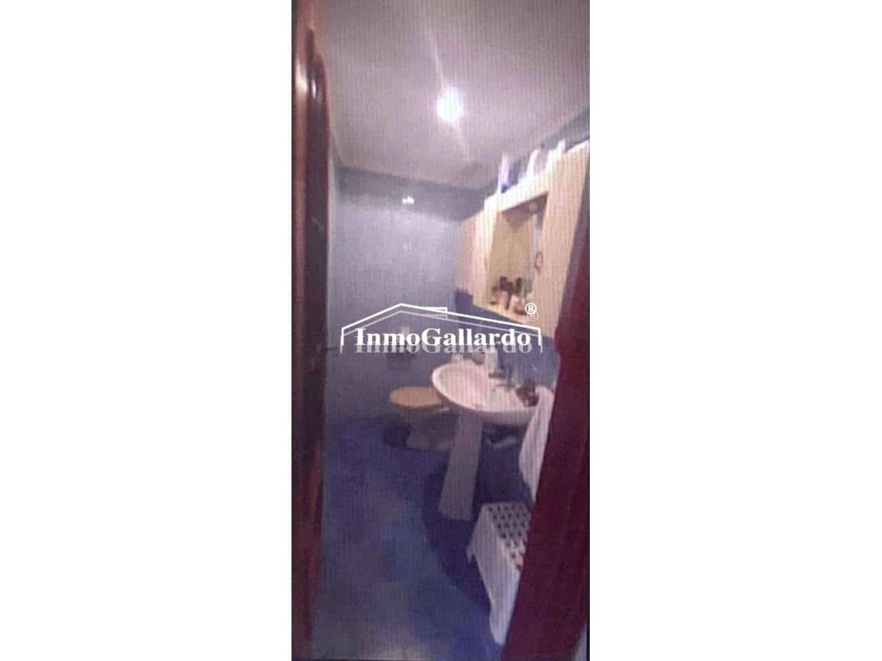 4 soveværelse Rækkehus til salg i Malaga by med swimmingpool garage - € 774.170 (Ref: 8594636)