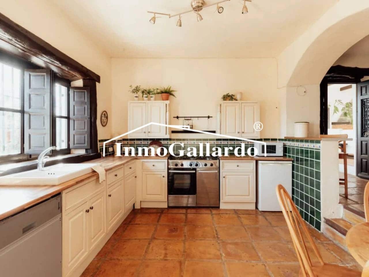 2 sypialnia Finka/Dom wiejski na sprzedaż w Miasto Malaga z garażem - 478 000 € (Ref: 8603194)