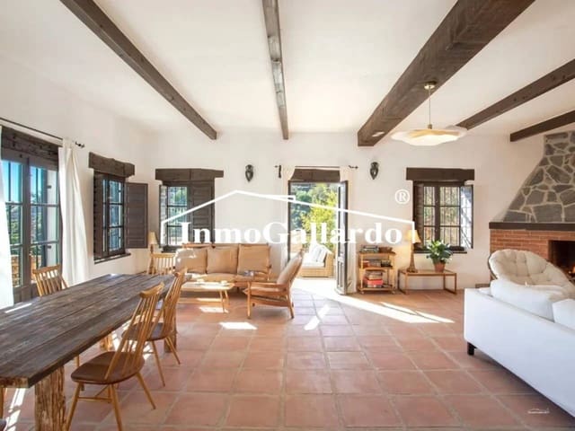 2 sypialnia Finka/Dom wiejski na sprzedaż w Miasto Málaga z garażem - 478 000 € (Ref: 8603194)