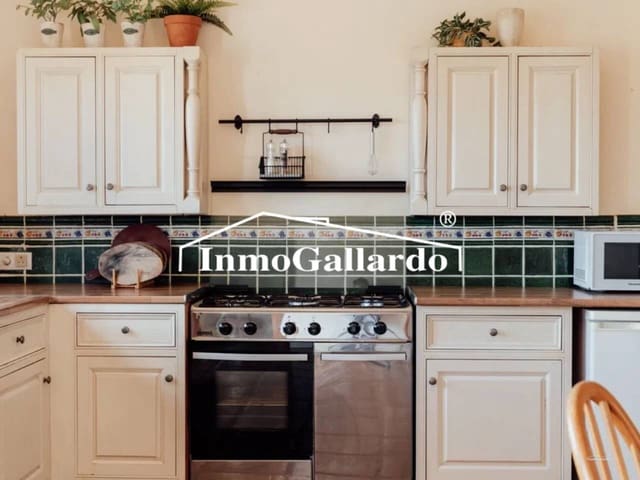 2 sypialnia Finka/Dom wiejski na sprzedaż w Miasto Málaga z garażem - 478 000 € (Ref: 8603194)