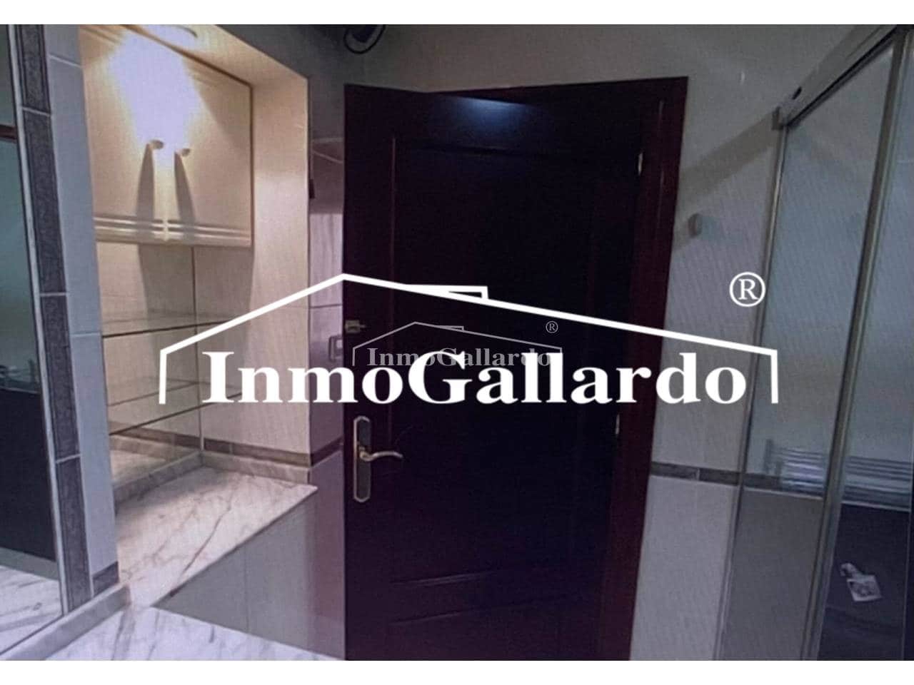 6 soveværelse Lejlighed til salg i Malaga by med garage - € 583.300 (Ref: 8607935)