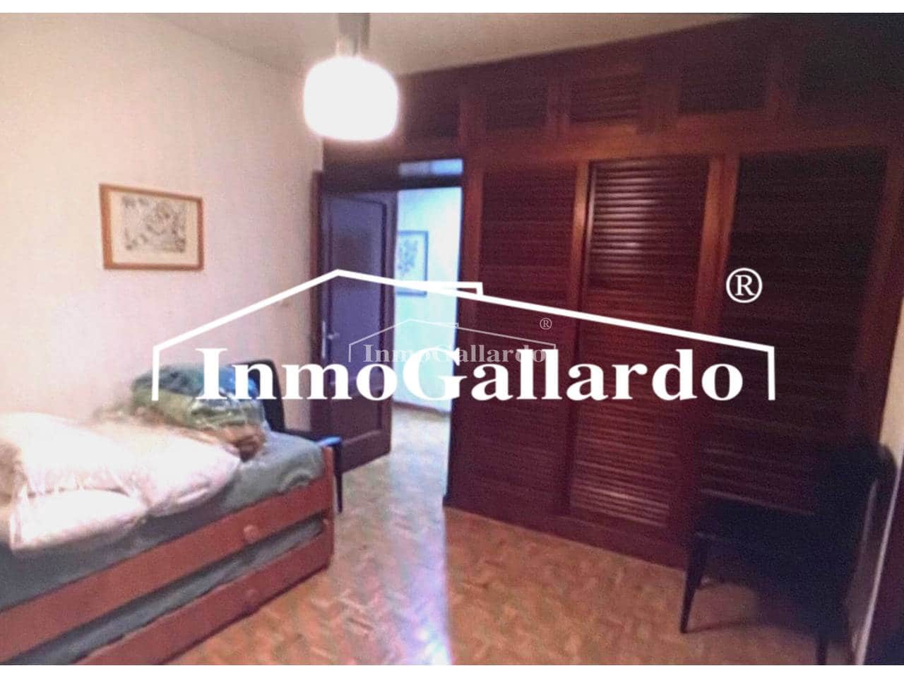 6 soveværelse Lejlighed til salg i Malaga by med garage - € 583.300 (Ref: 8607935)