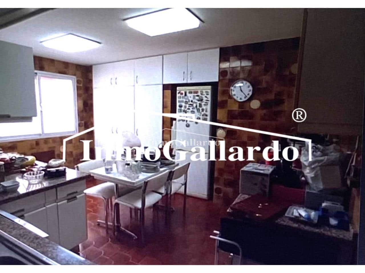 6 soveværelse Lejlighed til salg i Malaga by med garage - € 583.300 (Ref: 8607935)