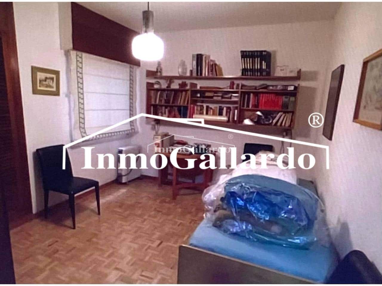 6 soveværelse Lejlighed til salg i Malaga by med garage - € 583.300 (Ref: 8607935)