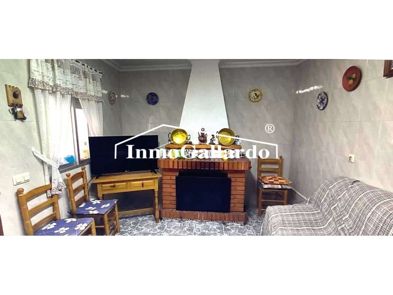 5 soveværelse Byhus til salg i Cutar med swimmingpool garage - € 371.200 (Ref: 8619601)