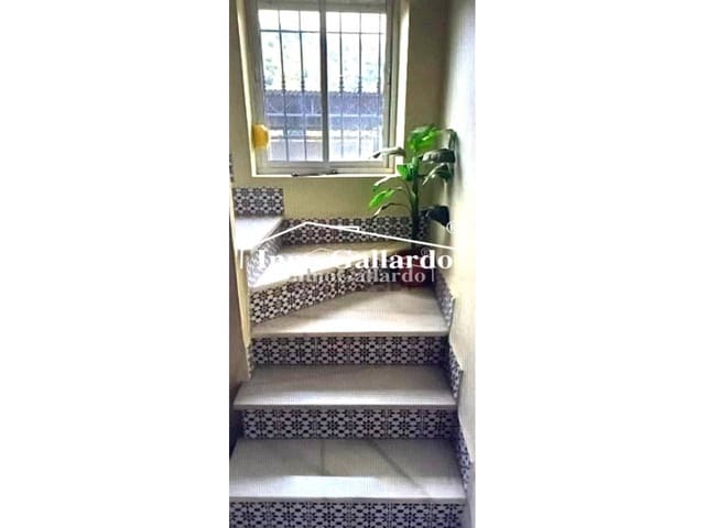 5 makuuhuone Omakotitalo myytävänä paikassa Cútar mukana uima-altaan 
autotalli - 371 200 € (Ref: 8619601)