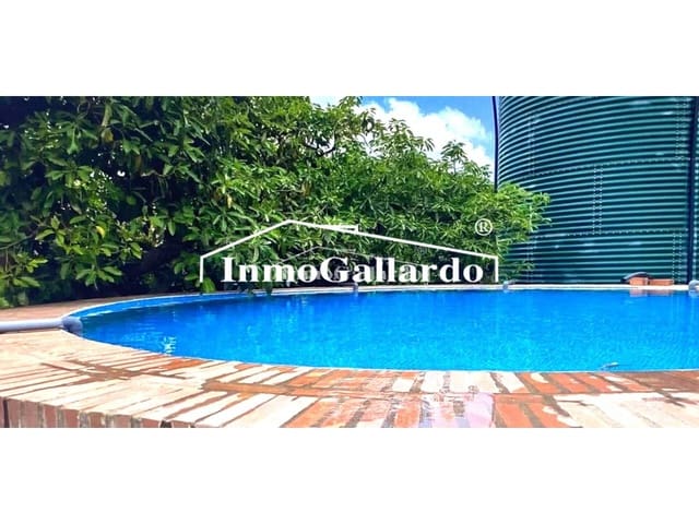 5 makuuhuone Omakotitalo myytävänä paikassa Cútar mukana uima-altaan 
autotalli - 371 200 € (Ref: 8619601)