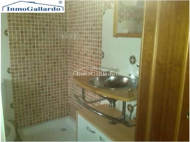 Studio for sale in Cómpeta - € 60,000 (Ref: 8651822)