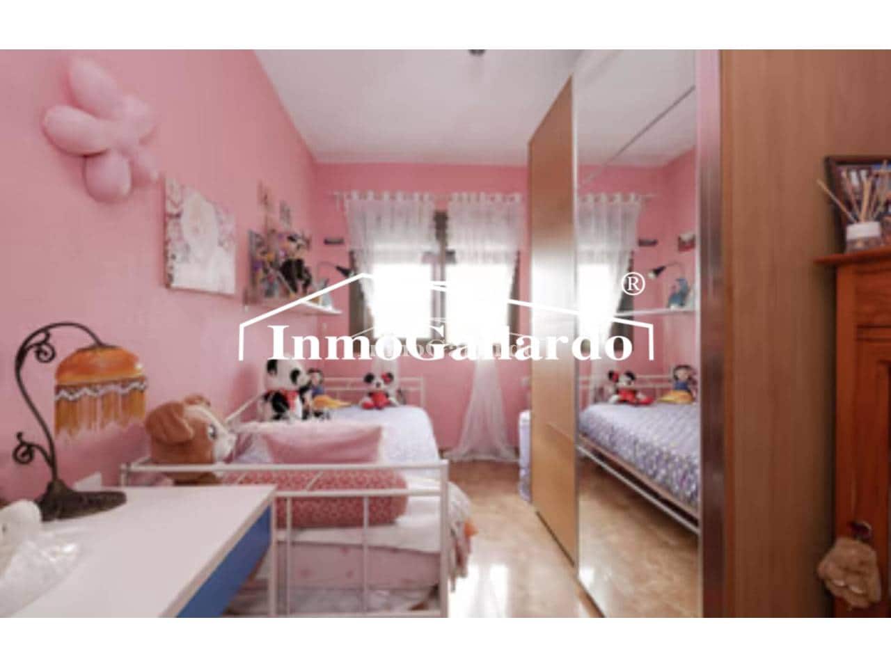 4 makuuhuone Asunto myytävänä paikassa Malaga kaupunki mukana 
autotalli - 631 100 € (Ref: 8651824)