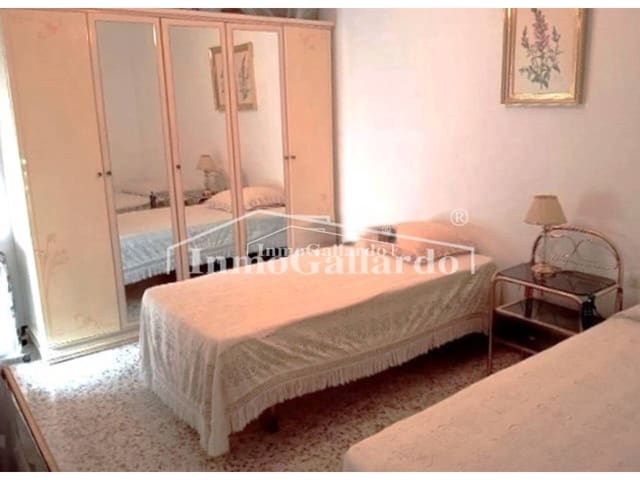 3 quarto Apartamento para venda em La Victoria, Málaga cidade - 387 000 € (Ref: 8651825)