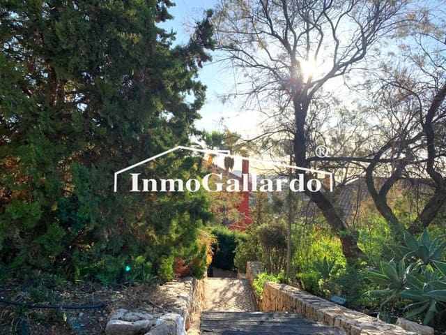 4 Zimmer Doppelhaus zu verkaufen in Málaga Stadt mit Pool Garage - 928.000 € (Ref: 8727161)