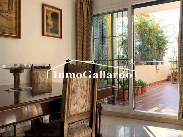 4 Zimmer Doppelhaus zu verkaufen in Málaga Stadt mit Pool Garage - 825.000 € (Ref: 8727161)