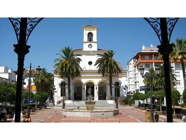 3 bedroom Flat for sale in Marbella - € 115,000 (Ref: 8788965)