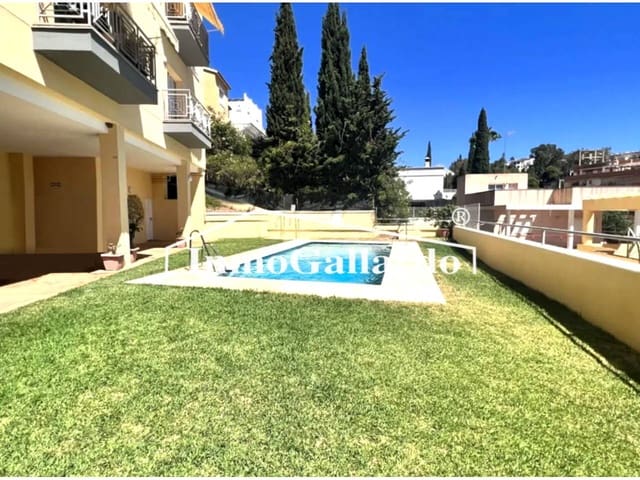 3 chambre Appartement à vendre à Rincón de la Victoria avec piscine garage - 298 000 € (Ref: 8797023)