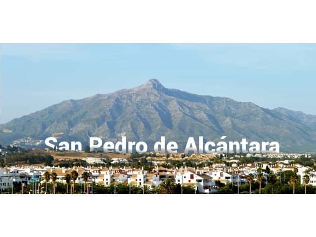 Piso de 3 habitaciones en Marbella en venta - 206.000 € (Ref: 8815328)