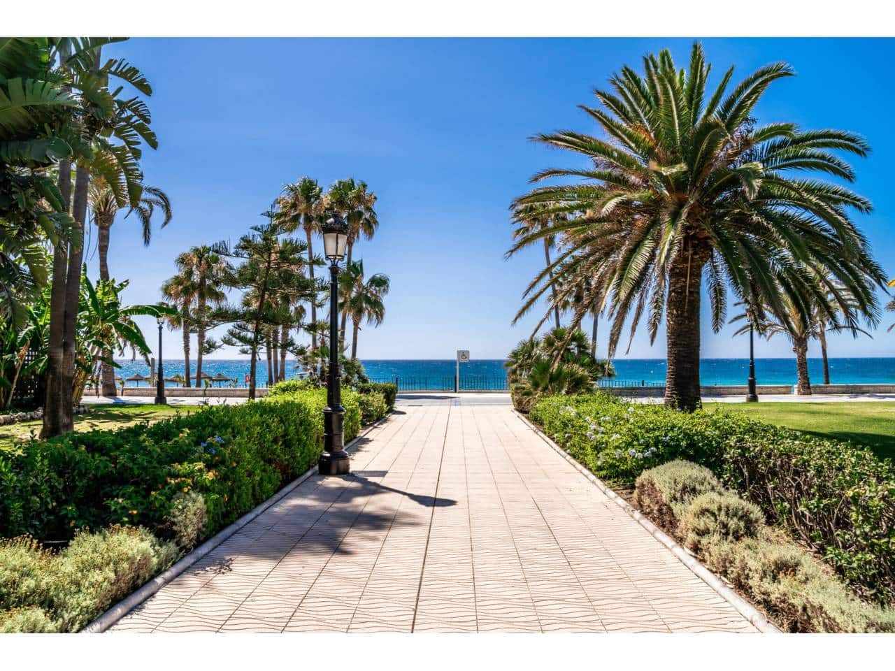 Piso de 3 habitaciones en Marbella en venta - 206.000 € (Ref: 8815328)