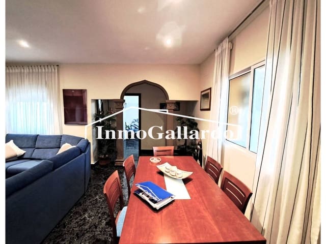 3 soveværelse Byhus til salg i El Palo, Málaga by - € 455.000 (Ref: 8824530)