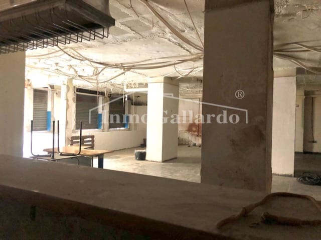Commercieel te huur in El Palo, Málaga stad - € 4.000 (Ref: 8862285)
