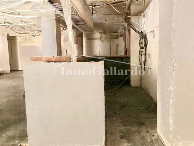 Commercieel te huur in El Palo, Málaga stad - € 4.000 (Ref: 8862285)