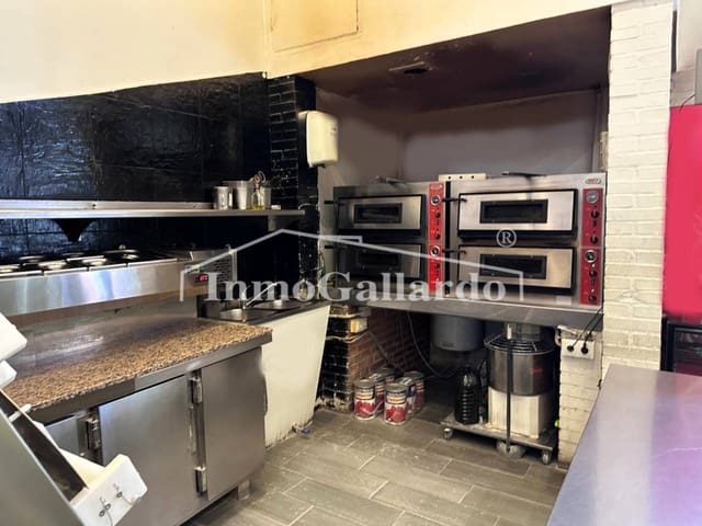 Komercyjne na sprzedaż w Rincón de la Victoria - 33 000 € (Ref: 8872818)