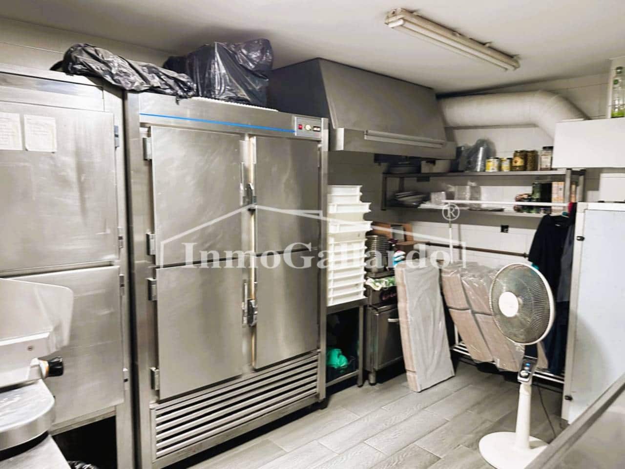 Komercyjne na sprzedaż w Rincon de la Victoria - 33 000 € (Ref: 8872818)