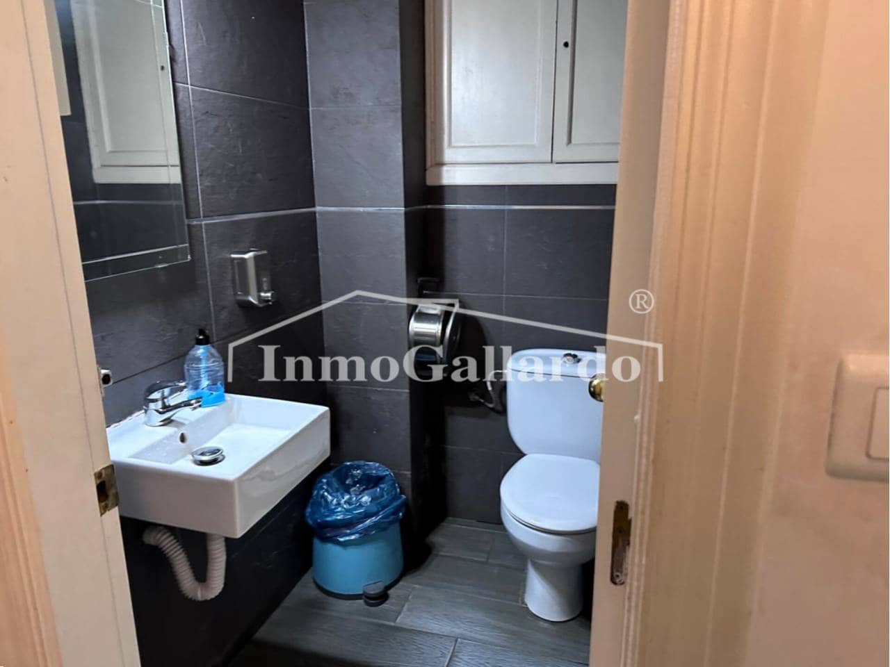 Komercyjne na sprzedaż w Rincon de la Victoria - 33 000 € (Ref: 8872818)