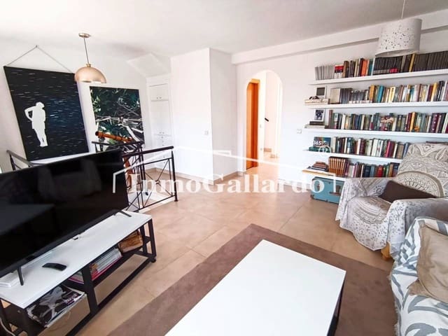 5 slaapkamer Villa te koop in Rincón de la Victoria met zwembad garage - € 552.000 (Ref: 8892020)