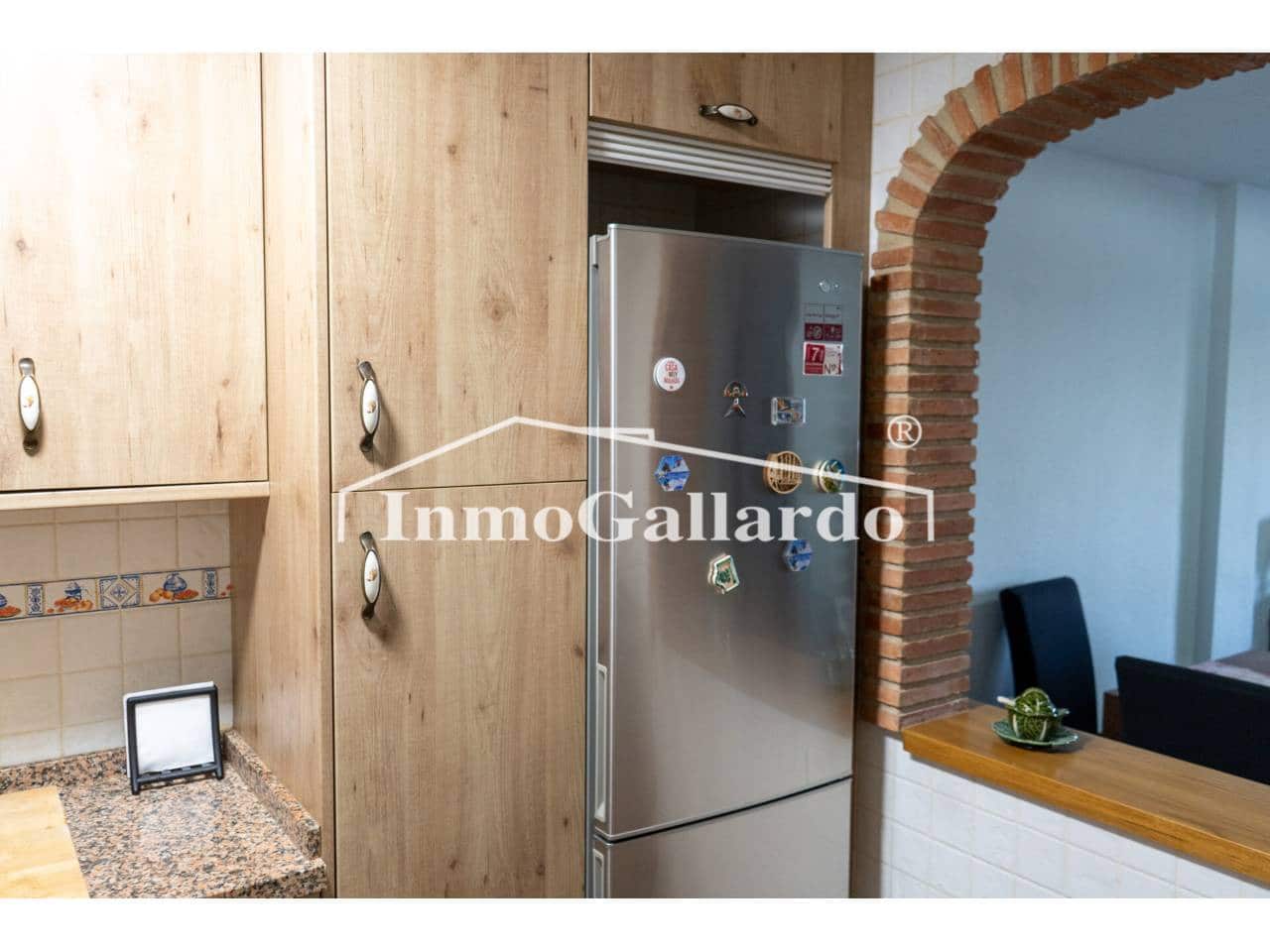 2 soveværelse Lejlighed til salg i Torrox med swimmingpool - € 371.000 (Ref: 8910742)