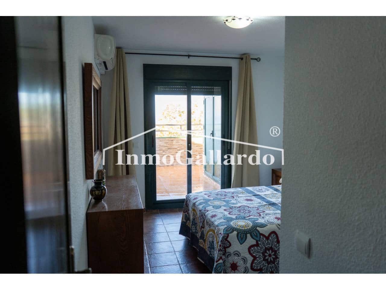 2 soveværelse Lejlighed til salg i Torrox med swimmingpool - € 371.000 (Ref: 8910742)