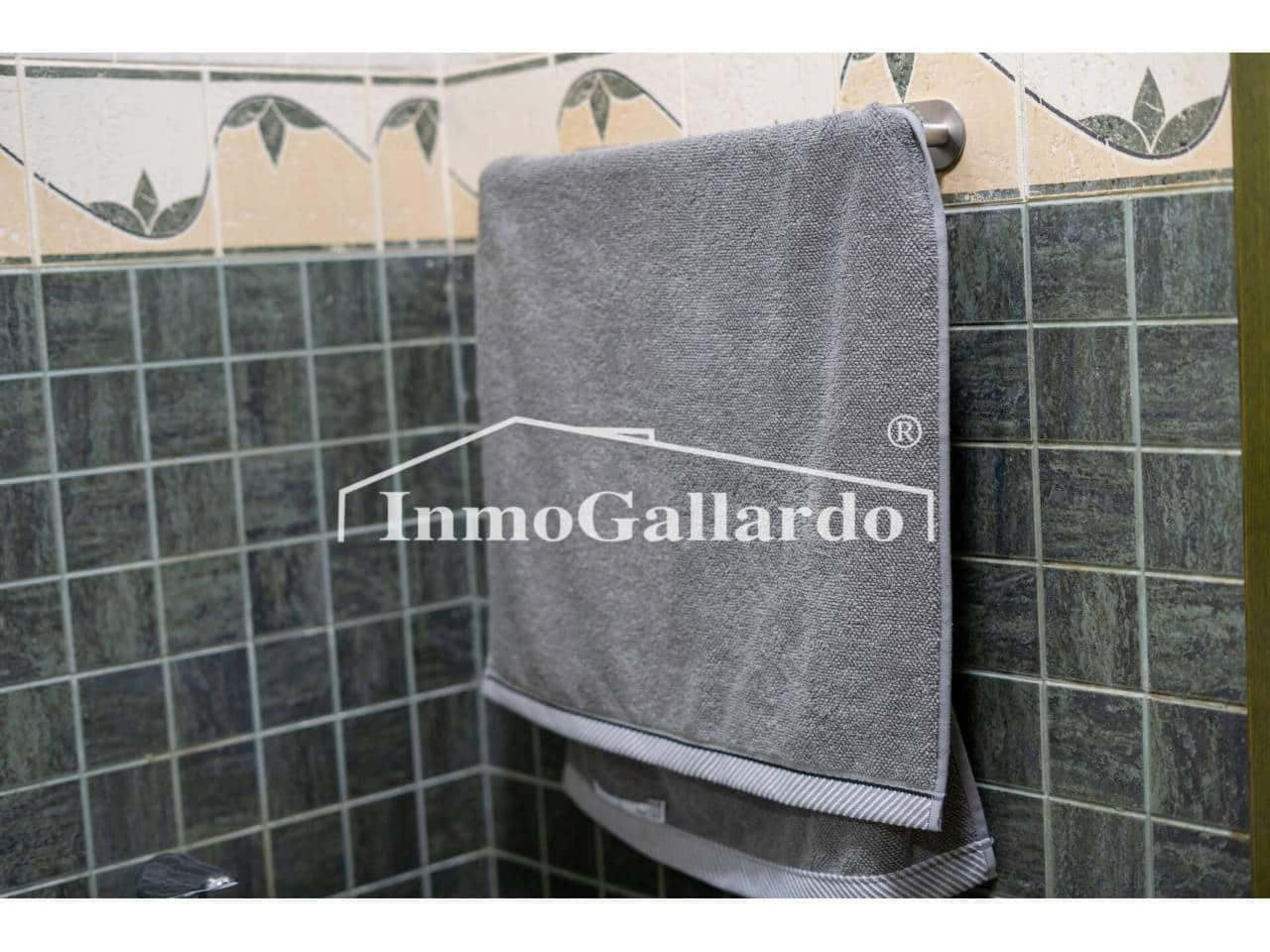 2 soveværelse Lejlighed til salg i Torrox med swimmingpool - € 371.000 (Ref: 8910742)