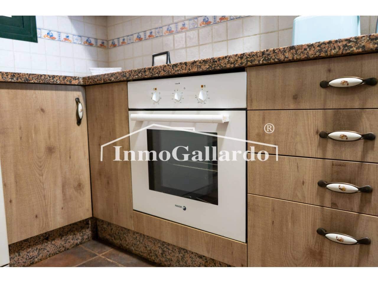 2 soveværelse Lejlighed til salg i Torrox med swimmingpool - € 371.000 (Ref: 8910742)