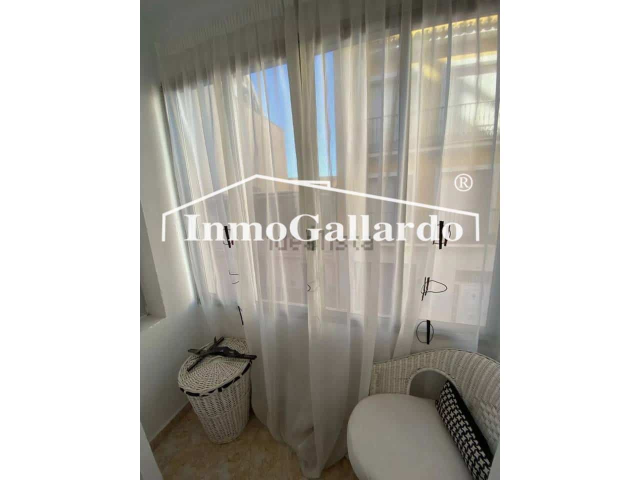 5 soveværelse Rækkehus til salg i Malaga by - € 470.000 (Ref: 8910743)