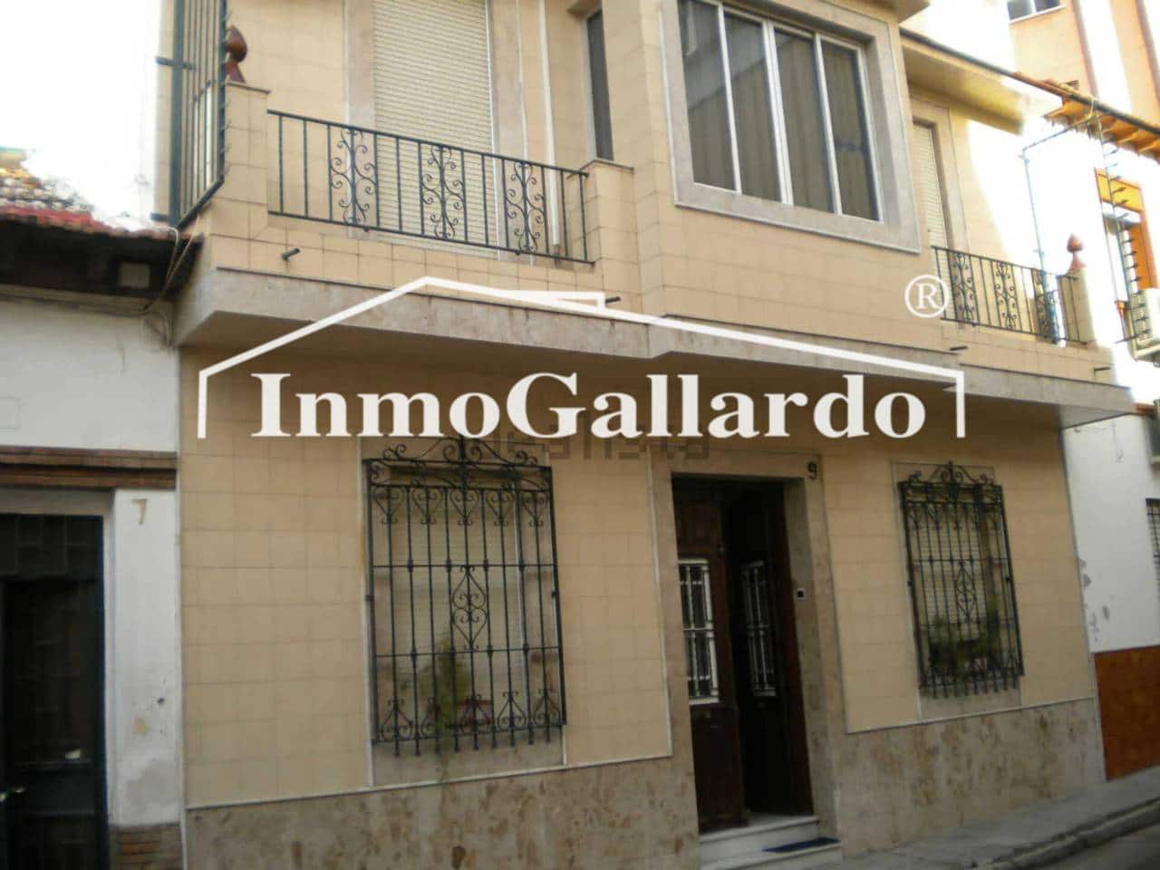 5 soveværelse Rækkehus til salg i Malaga by - € 470.000 (Ref: 8910743)